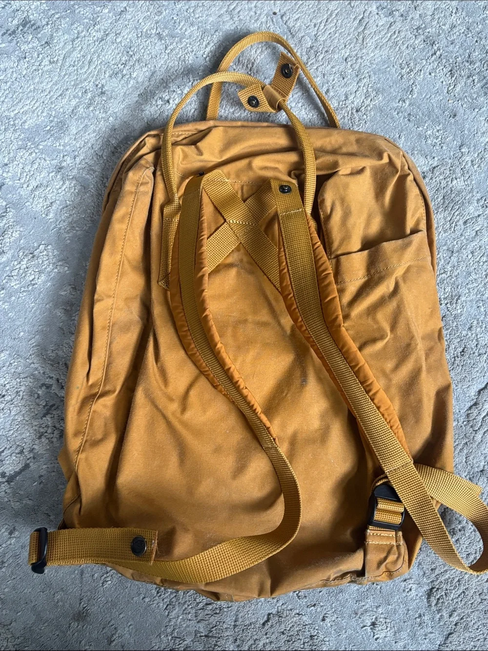Fjallraven Kanken Backpack in Caramel Brown